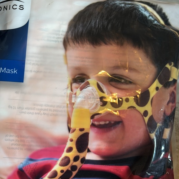 Philips Wisp Pediatric Fit Pack w Headgear 1104953 NEW giraffe print - Picture 6 of 7